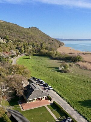 Apáti Étterem és Kávézó