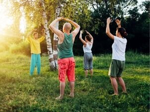 Zenés reggeli torna - könnyű HIIT edzés