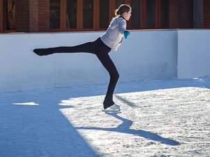 Rádió 1 Jégpálya a Siófoki Nagystrandon