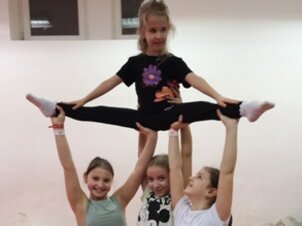 Cheerleading Hobbi Foglalkozás Veszprémben – Kezdőknek is
