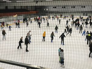 Veszprém Jégcsarnok közönségkorcsolyázás